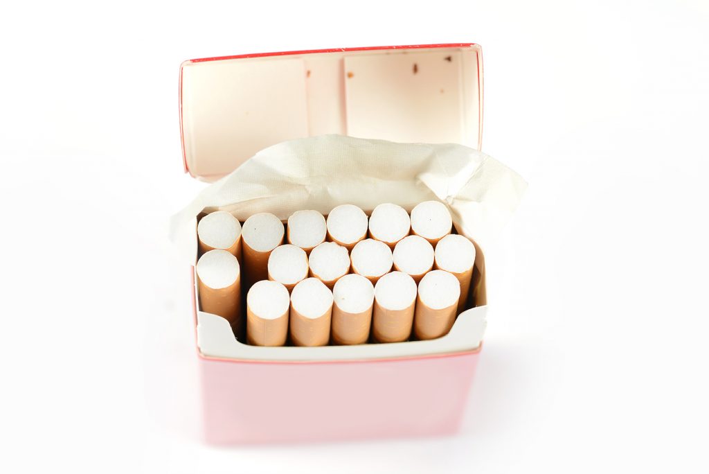 Uruguay es el primer país del continente americano en adoptar el empaquetado genérico o neutro en los paquetes de cigarrillos